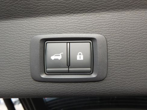 New 2026 Mitsubishi Outlander SE image 36