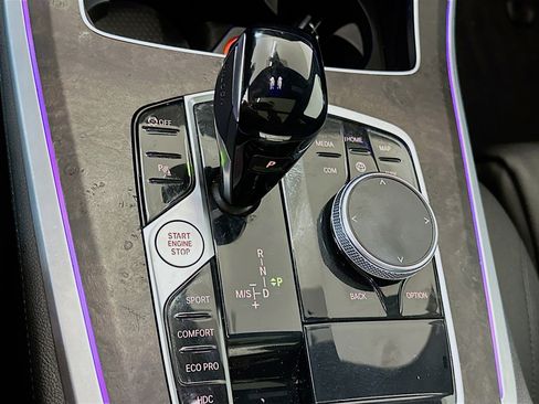 Used 2022 BMW X5 xDrive40i w/ Premium Package image 25