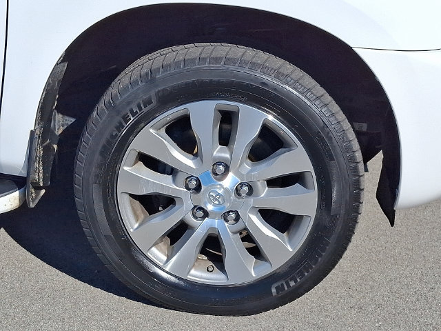 Used 2014 Toyota Sequoia Limited AWD/4WD image 8