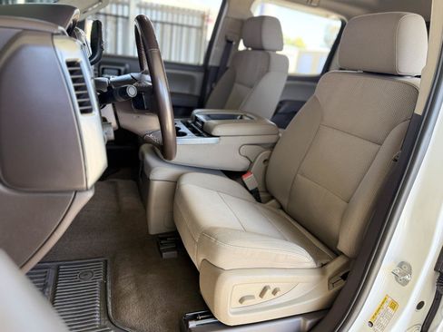 Used 2017 Chevrolet Silverado 1500 LT w/ All Star Edition RWD image 12