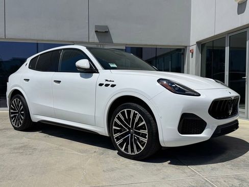 Used 2025 Maserati Grecale Modena AWD/4WD image 1