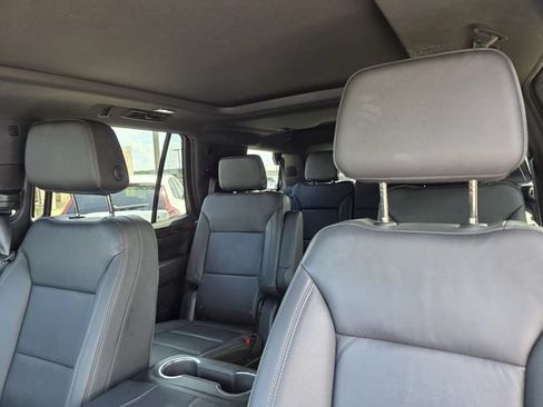 Used 2024 Chevrolet Tahoe LT w/ LT Signature Package AWD/4WD image 13