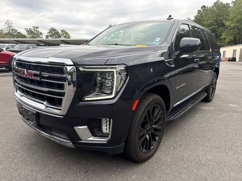 Used 2023 GMC Yukon XL SLT AWD/4WD image 1