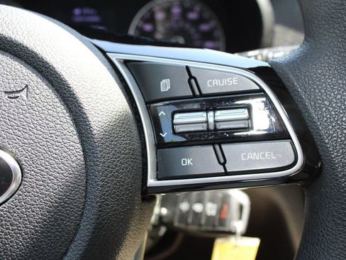 Used 2020 Kia Optima LX FWD image 23