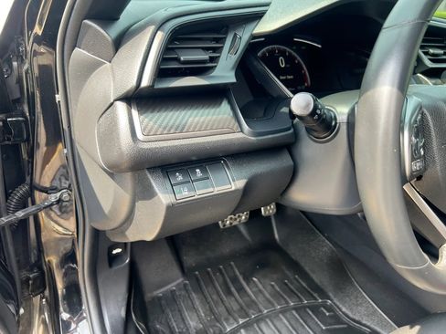Used 2019 Honda Civic Sport image 14