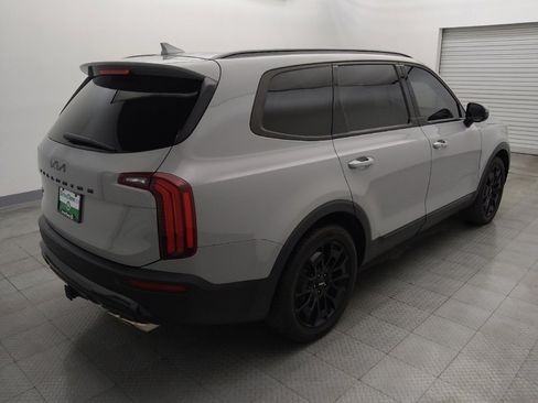 Used 2022 Kia Telluride SX w/ SX Prestige Package image 9
