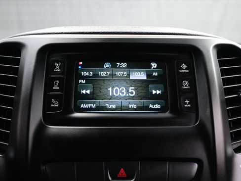 Used 2014 Jeep Cherokee Latitude FWD image 20