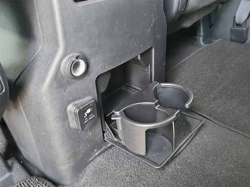 Used 2015 Nissan Titan PRO-4X image 28