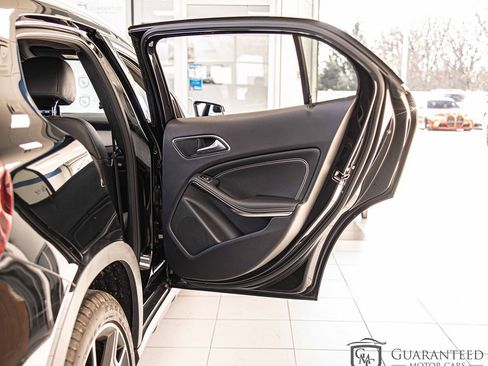 Used 2020 Mercedes-Benz GLA 250 w/ Convenience Package image 39