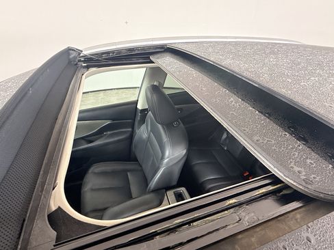 Used 2018 Nissan Murano SL w/ Moonroof Package image 14