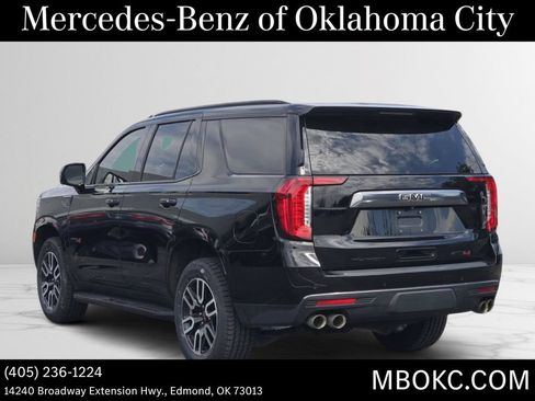 Used 2024 GMC Yukon AT4 w/ Technology Package AWD/4WD image 4