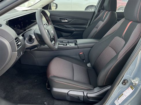 New 2026 Nissan Sentra SR image 15