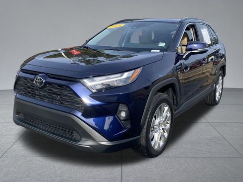 Used 2025 Toyota RAV4 XLE Premium image 2