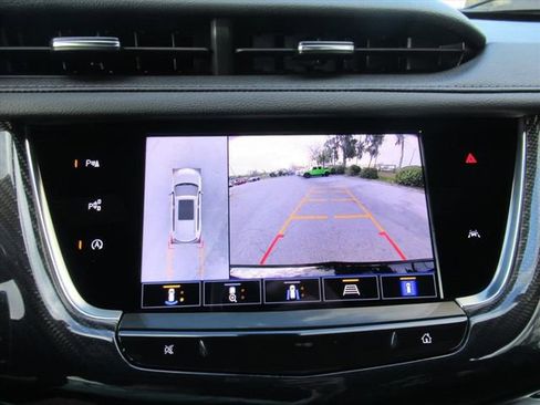 Certified 2024 Cadillac XT6 Sport w/ Technology Package image 33