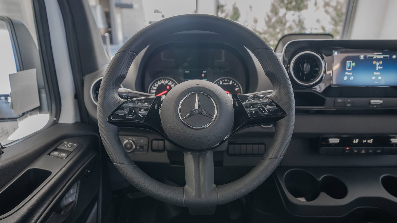 Used 2026 Mercedes-Benz Sprinter 2500 image 9