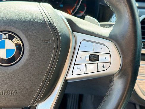 Used 2020 BMW 740i RWD image 39