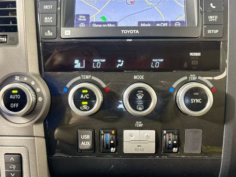 Used 2013 Toyota Sequoia Platinum image 18