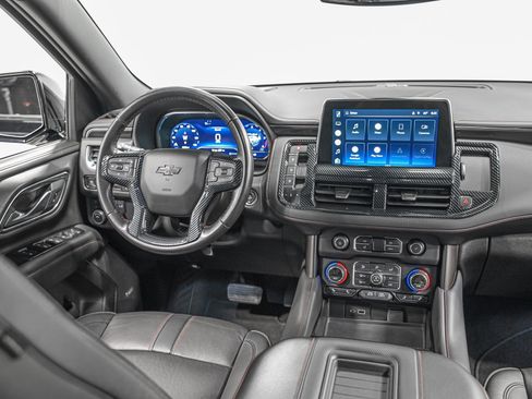 Used 2022 Chevrolet Suburban RST AWD/4WD image 30