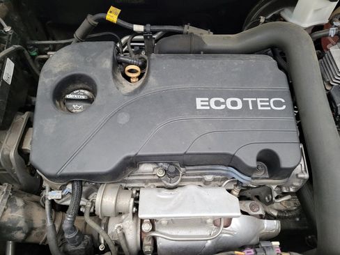 Used 2018 Chevrolet Equinox LS image 30