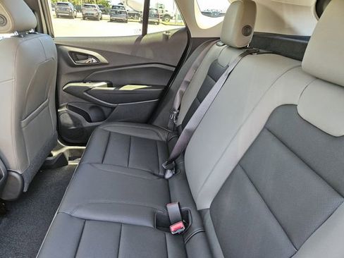 New 2026 Chevrolet Trax ACTIV w/ Driver Confidence Package FWD image 11