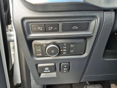 Used 2022 Ford F150 Lariat AWD/4WD image 27