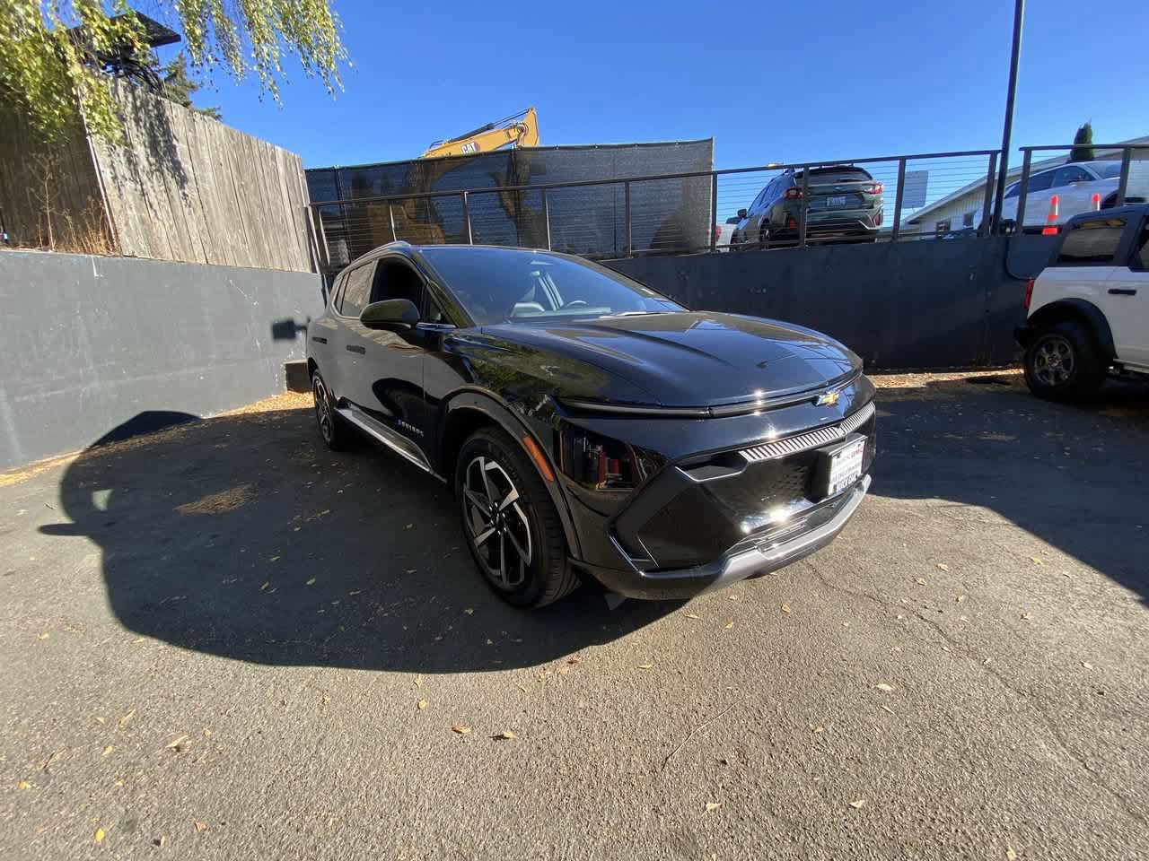 Used 2024 Chevrolet Equinox EV LT AWD/4WD image 8