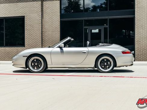 Used 2002 Porsche 911 Cabriolet image 41