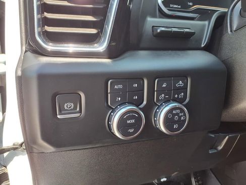Used 2024 GMC Sierra 3500 Denali Ultimate AWD/4WD image 25