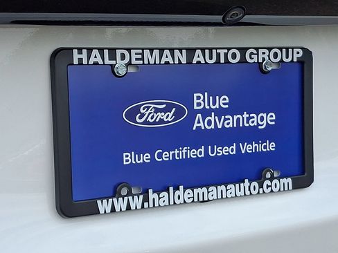 Used 2023 Chrysler Pacifica Touring-L FWD image 30