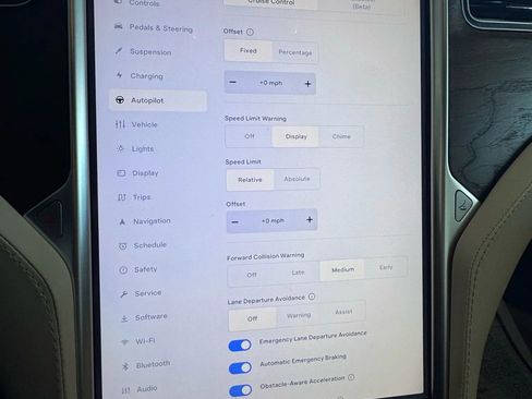 Used 2017 Tesla Model S 100D image 27