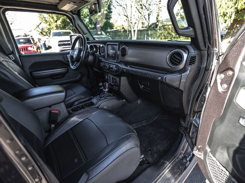 Used 2021 Jeep Wrangler Unlimited Sport AWD/4WD image 27