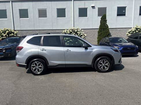 Certified 2024 Subaru Forester Premium AWD/4WD image 23