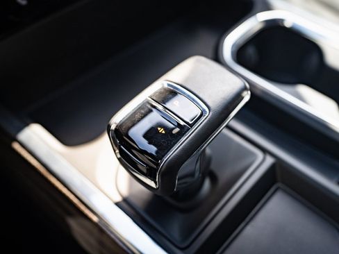 Used 2024 Chevrolet Silverado 1500 LT Trail Boss w/ Convenience Package II image 23