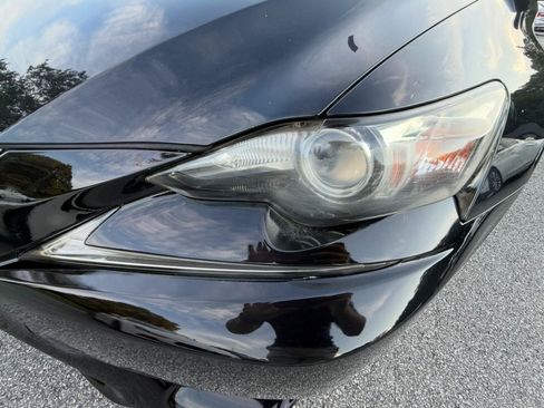 Used 2015 Lexus IS 250 RWD image 28