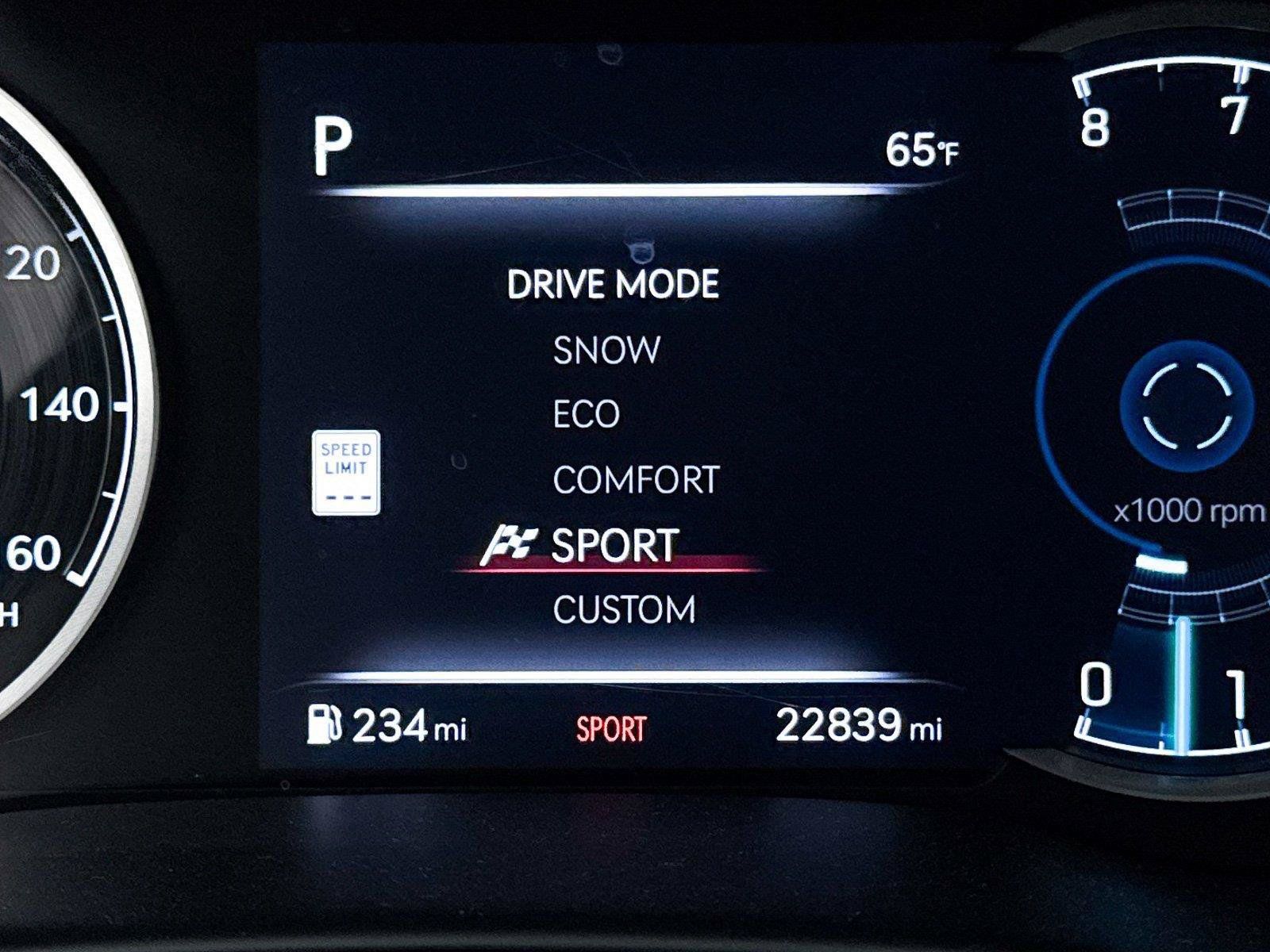 Used 2024 Genesis GV80 3.5T AWD/4WD image 27
