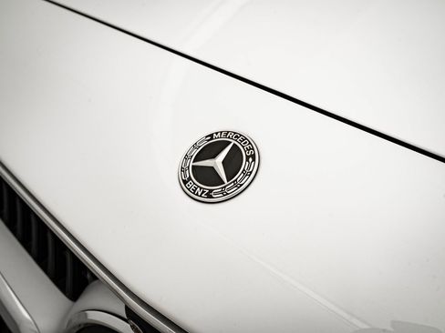 Used 2022 Mercedes-Benz C 300 4MATIC Sedan image 16