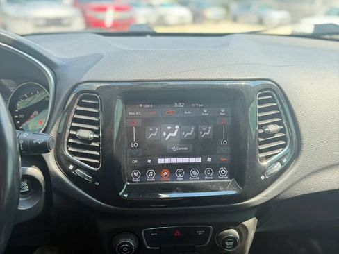 Used 2020 Jeep Compass Limited AWD/4WD image 15