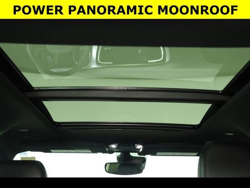 New 2026 Chrysler Pacifica Limited w/ S Appearance Package image 3