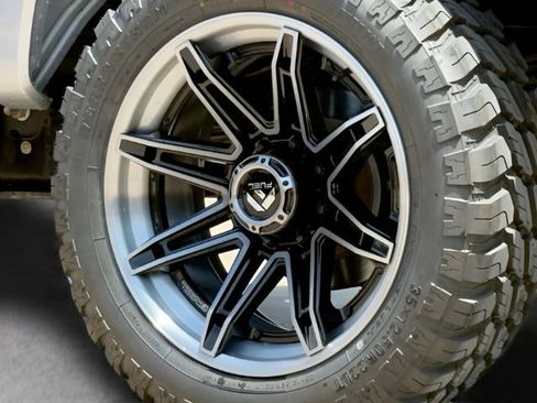 Used 2023 Ford F250 Lariat w/ Chrome Package AWD/4WD image 13