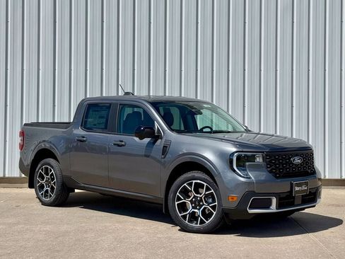 New 2026 Ford Maverick Lariat AWD/4WD image 8
