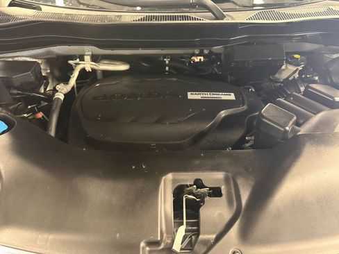 Used 2019 Honda Pilot Touring image 24