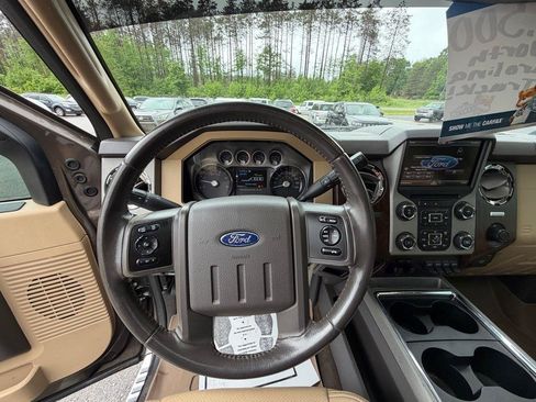 Used 2016 Ford F250 Lariat w/ Chrome Package AWD/4WD image 11
