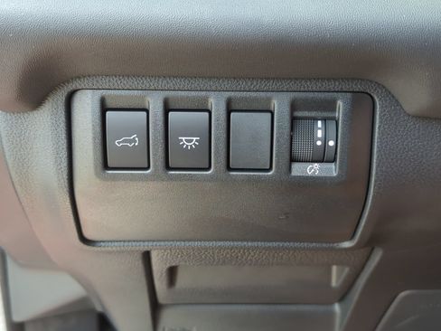 Used 2025 Subaru Ascent Limited w/ Popular Package #2 AWD/4WD image 32