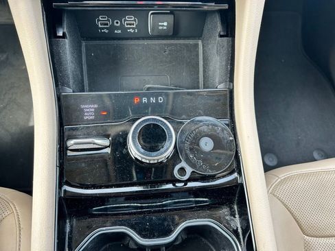 Used 2021 Jeep Grand Cherokee L Limited w/ Luxury Tech Group II image 27