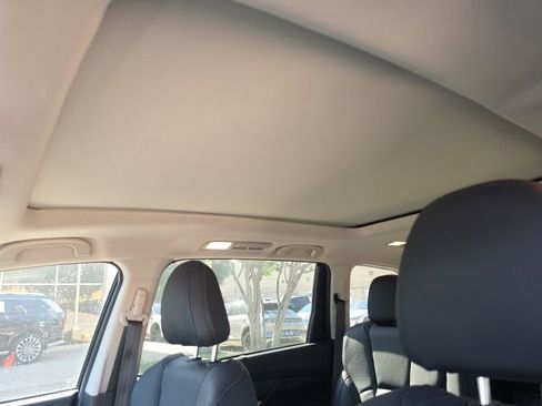 Used 2019 Subaru Ascent Limited AWD/4WD image 8