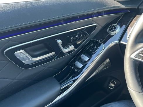 Certified 2022 Mercedes-Benz S 580 4MATIC Sedan image 17