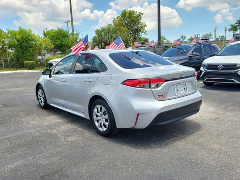 Used 2023 Toyota Corolla LE FWD image 8