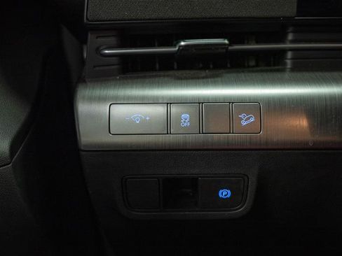 Used 2024 Hyundai Kona SEL image 28