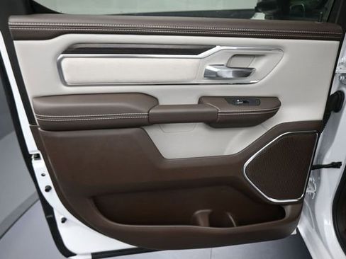 New 2025 RAM 1500 Laramie AWD/4WD image 26