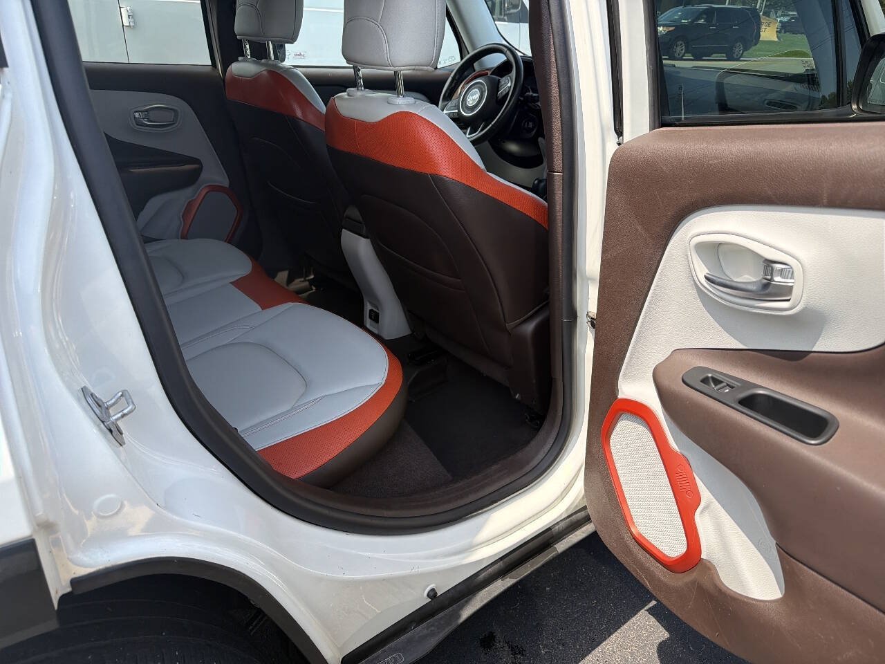 Used 2016 Jeep Renegade Limited w/ Trailer Tow Group AWD/4WD image 7